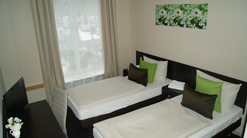 Hotel Pension Eberty Berlin Exterior foto