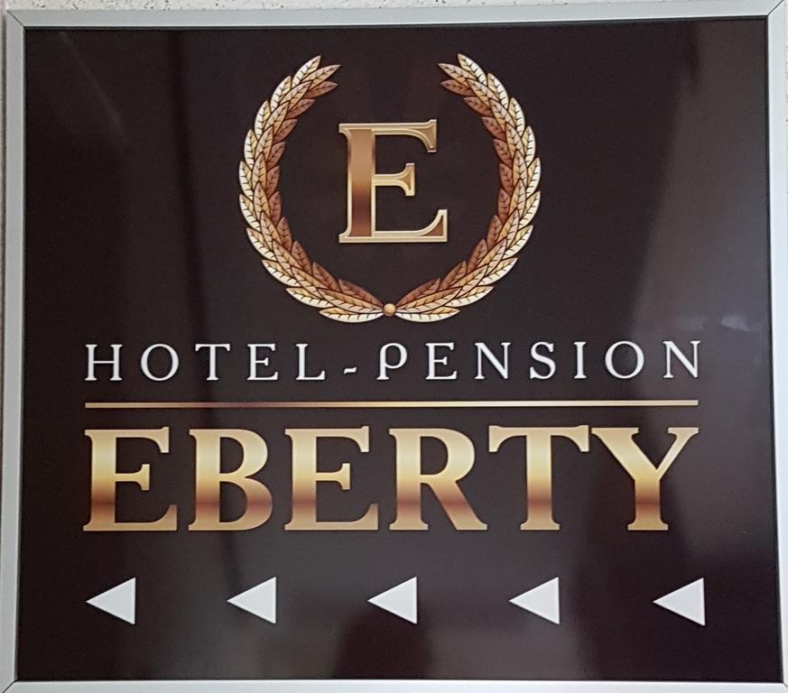 Hotel Pension Eberty Berlin Exterior foto